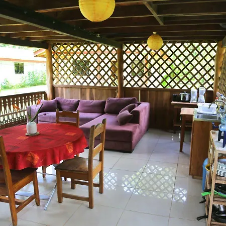 Hotel & Cabinas Nadine Cahuita Exterior photo
